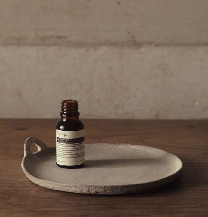 How to use Exalted Eye Serum